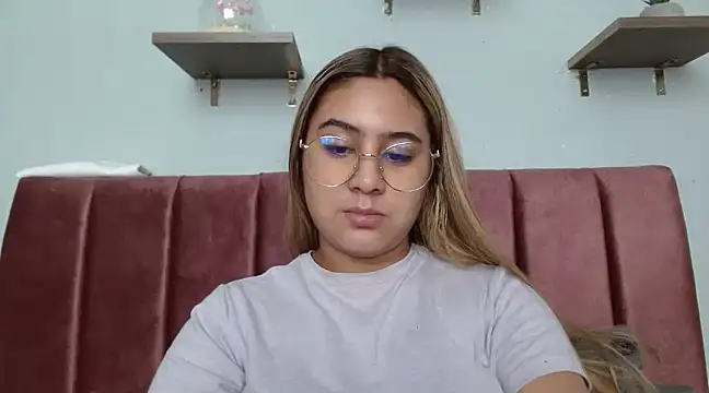 Miabonnett  online show from January 13, 7:42 pm