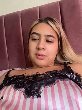 Miabonnett  online show from May 14, 11:50 am
