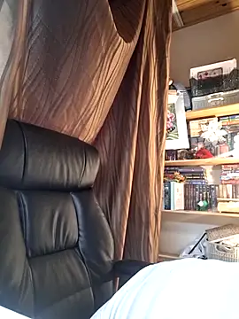 Snapshot of unicka65 chatting on October 21, 9:10 am unicka65 online show from October 21, 9:10 am