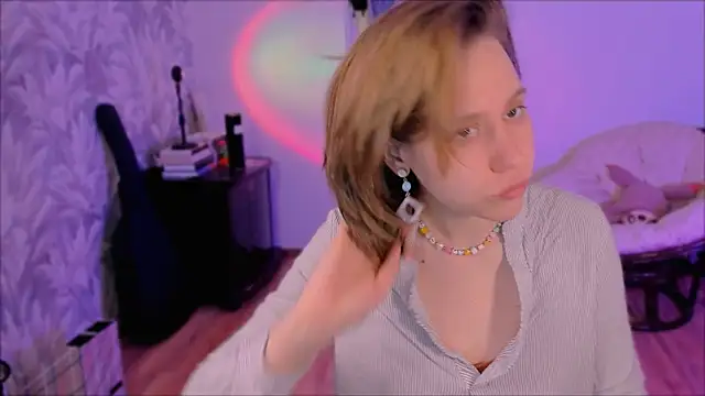 Malinax online show from March 20, 1:27 pm