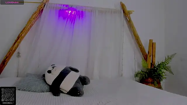  RedMoon online show from May 14, 9:21 pm
