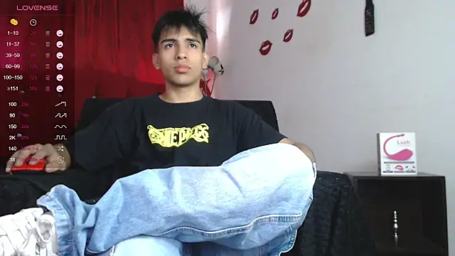 zack thunder online show from December 8, 7:22 pm