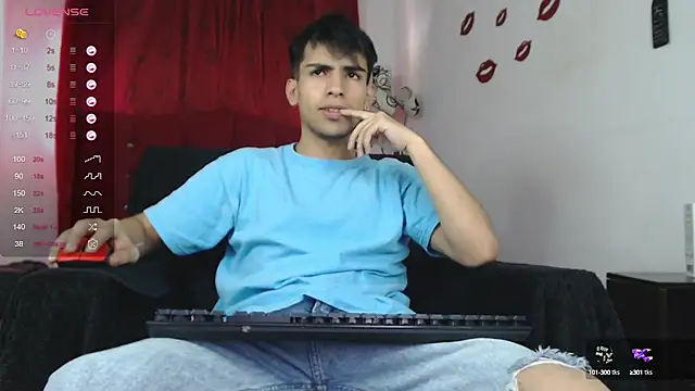 zack thunder online show from December 13, 8:15 pm