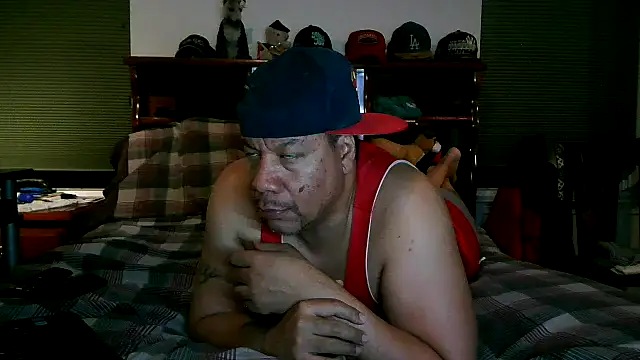 Snapshot of pimpdaddy4ever chatting on March 15, 3:40 am pimpdaddy4ever online show from March 15, 3:40 am