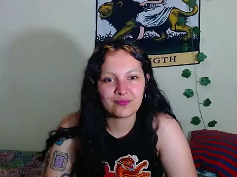 Snapshot of sweetiee_mary chatting on January 13, 10:26 pm sweetiee mary online show from January 13, 10:26 pm
