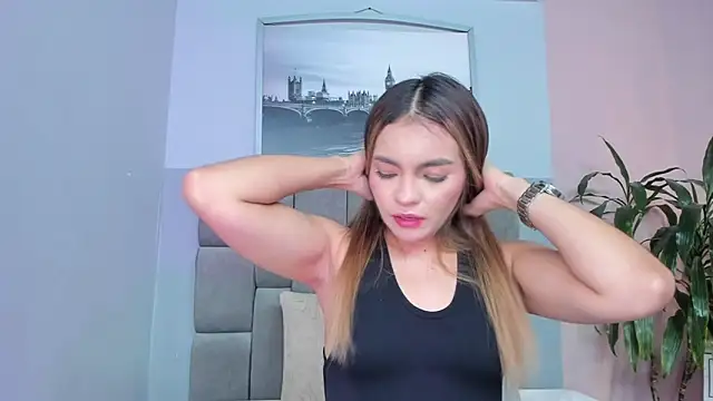 selene tylor  online show from May 21, 3:13 am
