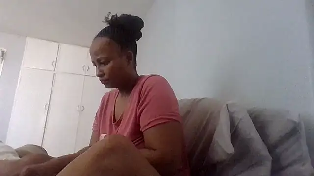 BabeAssXX online show from February 23, 6:55 am