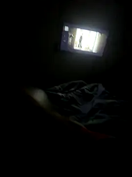 Snapshot of RunawayGraffiti9 chatting on October 30, 1:29 am RunawayGraffiti9 online show from October 30, 1:29 am