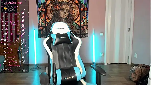 Snapshot of Project_hisoka chatting on November 20, 4:12 am Project hisoka online show from November 20, 4:12 am