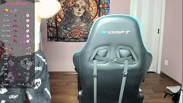 Snapshot of Project_hisoka chatting on December 22, 2:30 am Project hisoka online show from December 22, 2:30 am