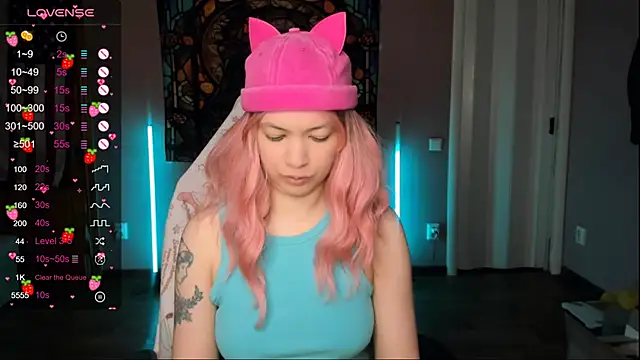 Snapshot of Project_hisoka chatting on February 1, 12:53 am Project hisoka online show from February 1, 12:53 am