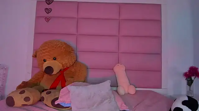 little-Emma online show from January 6, 6:14 am