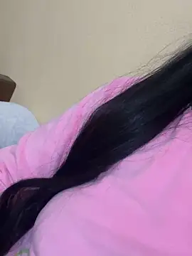 Snapshot of Evelyn_Moon chatting on January 12, 4:18 pm Evelyn Moon online show from January 12, 4:18 pm