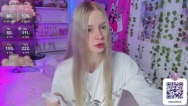 Snapshot of Milia_Parker chatting on January 29, 9:39 pm Milia Parker online show from January 29, 9:39 pm