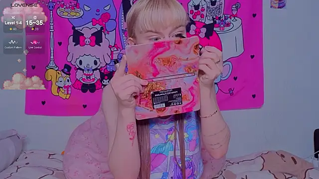 Milia Parker online show from February 8, 8:12 pm