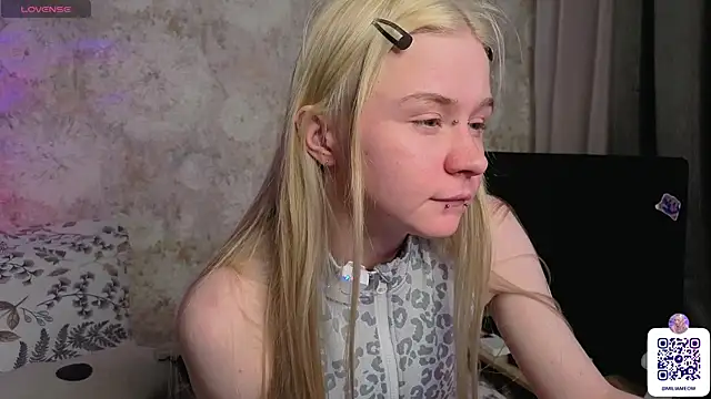 Milia Parker online show from May 19, 4:02 pm
