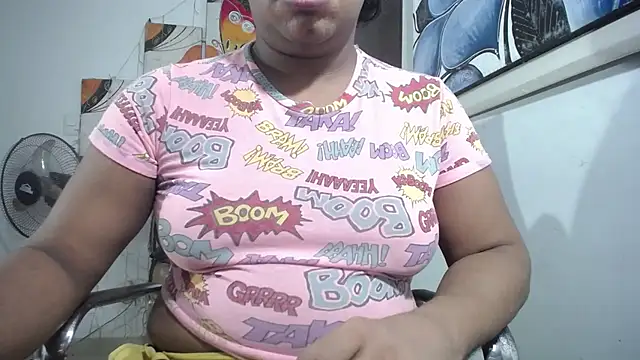 Snapshot of tsbigcock10incock chatting on March 28, 7:30 am tsbigcock10incock online show from March 28, 7:30 am