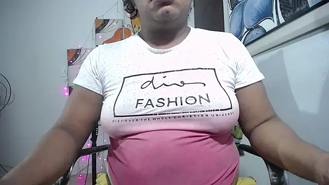 tsbigcock10incock online show from April 26, 3:37 am