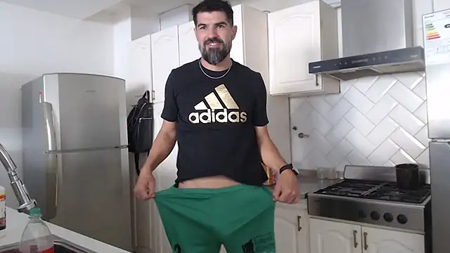 Snapshot of tatoocba88 chatting on February 18, 12:01 pm tatoocba88 online show from February 18, 12:01 pm