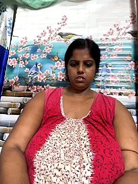 Snapshot of Beauty-queen chatting on October 15, 10:37 am Beauty-queen online show from October 15, 10:37 am