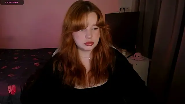 Snapshot of _Lisa_x chatting on December 4, 5:16 am Lisa x online show from December 4, 5:16 am