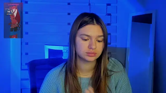 Snapshot of Josephine_Kiss chatting on December 5, 5:04 am Josephine Kiss online show from December 5, 5:04 am
