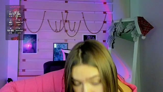 Snapshot of Josephine_Kiss chatting on December 11, 10:06 pm Josephine Kiss online show from December 11, 10:06 pm