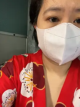 ninini92 online show from December 31, 1:08 pm