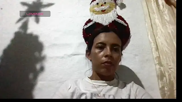 Snapshot of stefany_sexxx chatting on December 16, 1:21 am stefany sexxx online show from December 16, 1:21 am