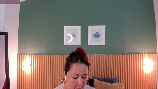 Snapshot of _anavictoria_ chatting on October 22, 6:07 pm anavictoria online show from October 22, 6:07 pm