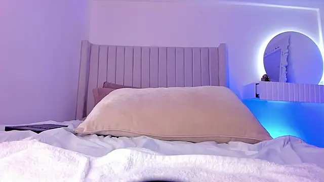 Snapshot of Shelynna_azzul chatting on February 26, 2:04 am Shelynna azzul online show from February 26, 2:04 am