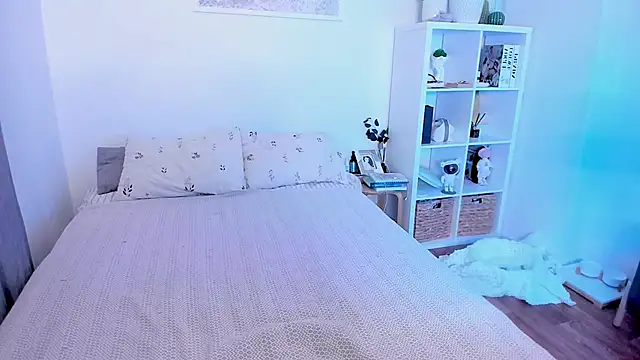 Snapshot of Sasha_Miro chatting on February 3, 1:59 am Sasha Miro online show from February 3, 1:59 am