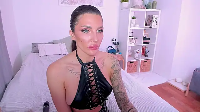 Snapshot of Sasha_Miro chatting on March 15, 1:33 am Sasha Miro online show from March 15, 1:33 am