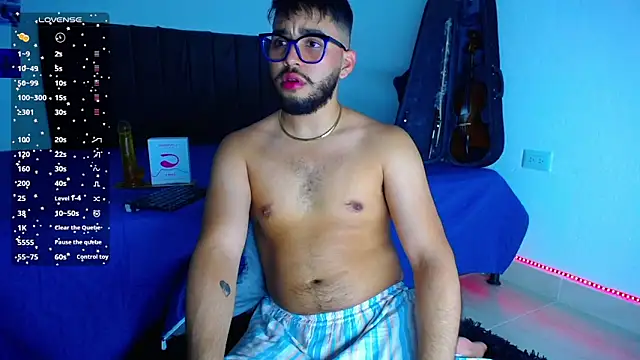 Snapshot of AlanDaviss chatting on January 29, 6:54 am AlanDaviss online show from January 29, 6:54 am