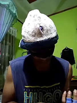 Snapshot of RR-99 chatting on February 22, 10:08 pm RR-99 online show from February 22, 10:08 pm