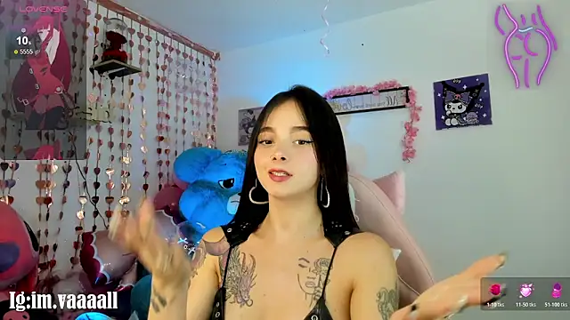 lucyy tay online show from February 6, 3:55 am