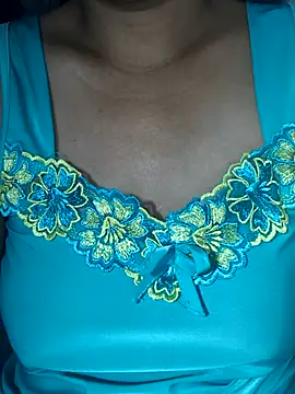 Lanyingxin18 online show from April 22, 10:00 pm