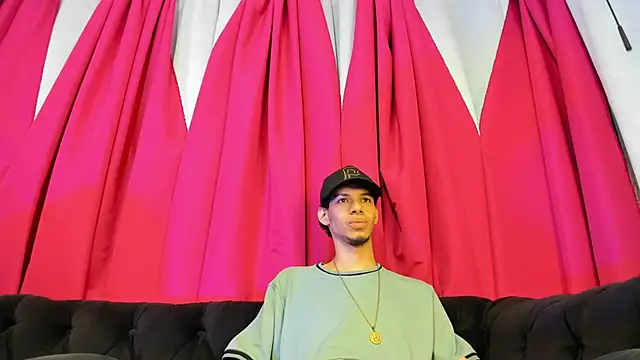 Snapshot of TomyMosterCock chatting on December 30, 2:42 am TomyMosterCock online show from December 30, 2:42 am