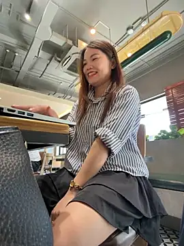 Emily 9xx online show from November 23, 4:56 am