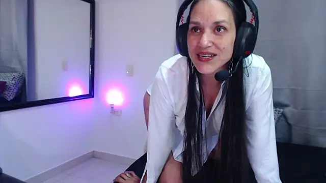 diosa78afrodita online show from March 24, 2:38 am