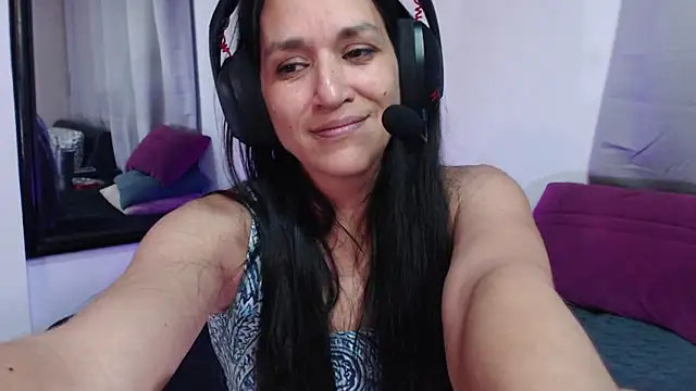 diosa78afrodita online show from April 5, 4:20 am