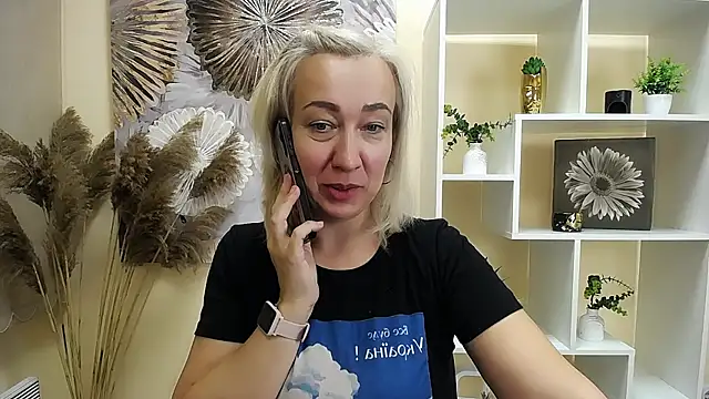 Snapshot of Amor_fati_ chatting on September 9, 1:32 pm Amor fati online show from September 9, 1:32 pm