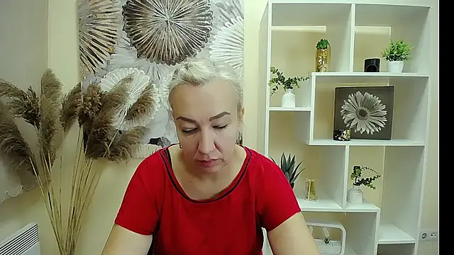 Snapshot of Amor_fati_ chatting on September 14, 10:47 am Amor fati online show from September 14, 10:47 am