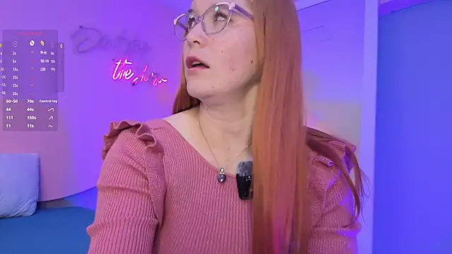 AllisonRoberts  online show from April 1, 9:32 am