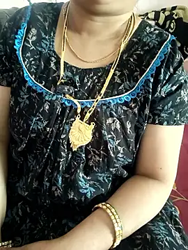 cuteyqueen online show from February 8, 6:28 am