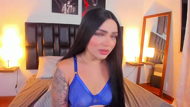 NicoleRouss online show from January 8, 4:02 am