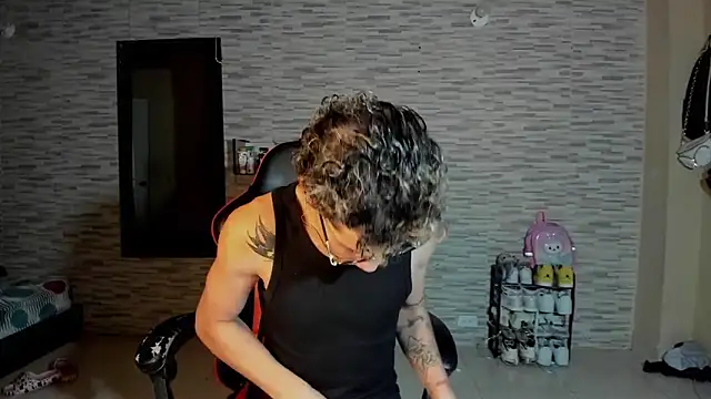 Snapshot of mateodeamjo chatting on October 10, 7:40 am mateodeamjo online show from October 10, 7:40 am