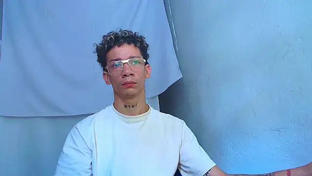 mateodeamjo online show from April 28, 1:16 pm