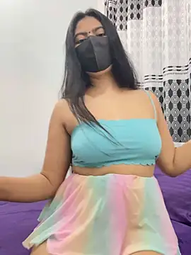 Angel Zaara online show from April 3, 3:32 pm