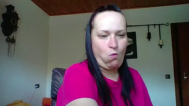  squirty cum lady  online show from September 19, 6:59 am